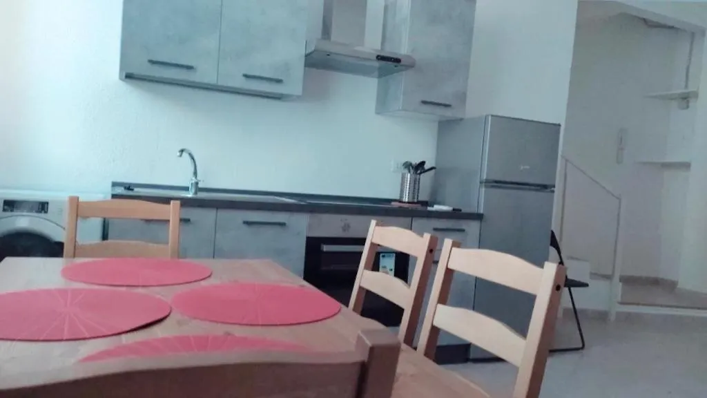 Milan New Apartment Near To De Metro